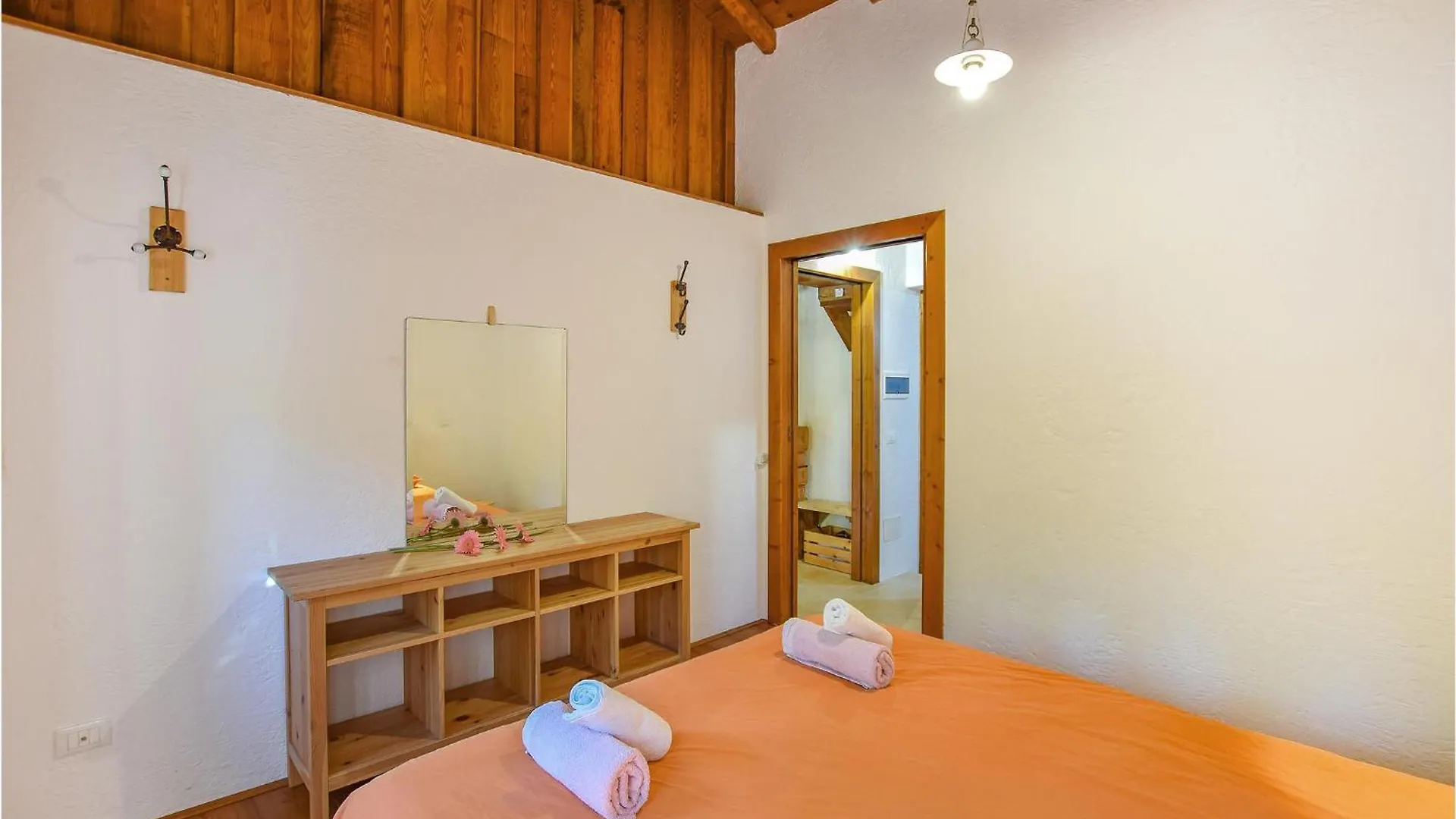 Beautiful Home In Cornuda With Sauna Hébergement de vacances
